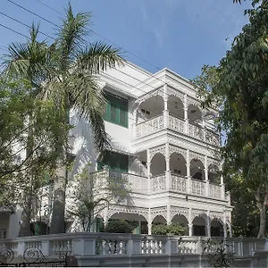 33 Bed & Breakfast New Delhi