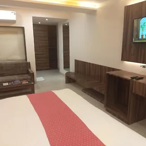 Hotel Moti Palace, Agra (Uttar Pradesh)