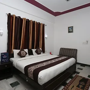 Hotel Priya, Agra (Uttar Pradesh)